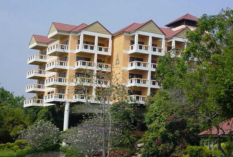 Pavilion Rim Kwai Resort Kanchanaburi City Exterior photo