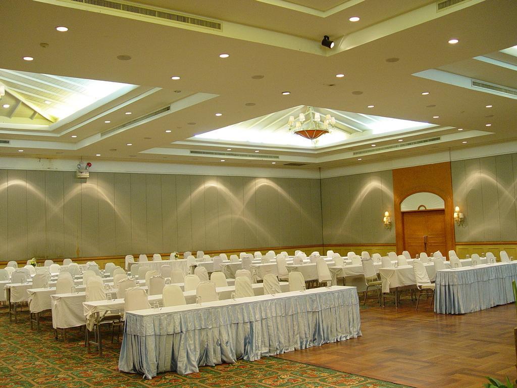 Pavilion Rim Kwai Resort Kanchanaburi City Exterior photo