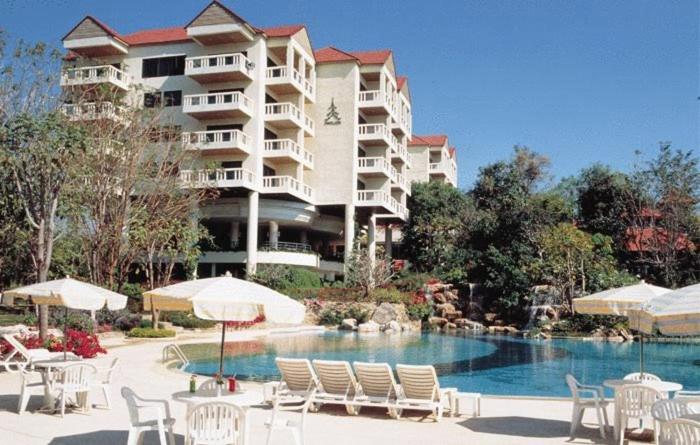 Pavilion Rim Kwai Resort Kanchanaburi City Exterior photo
